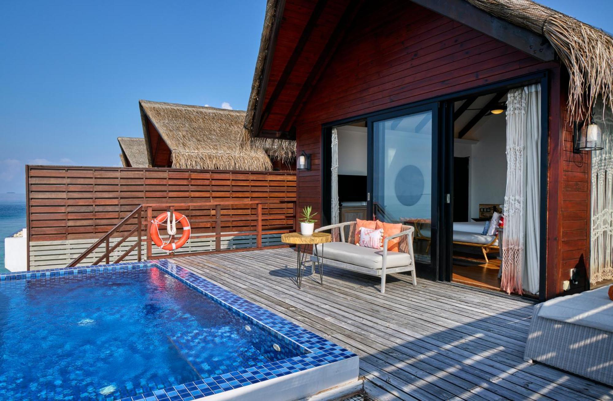 Grand Park Kodhipparu Maldives Hotel Baros Island Exterior photo