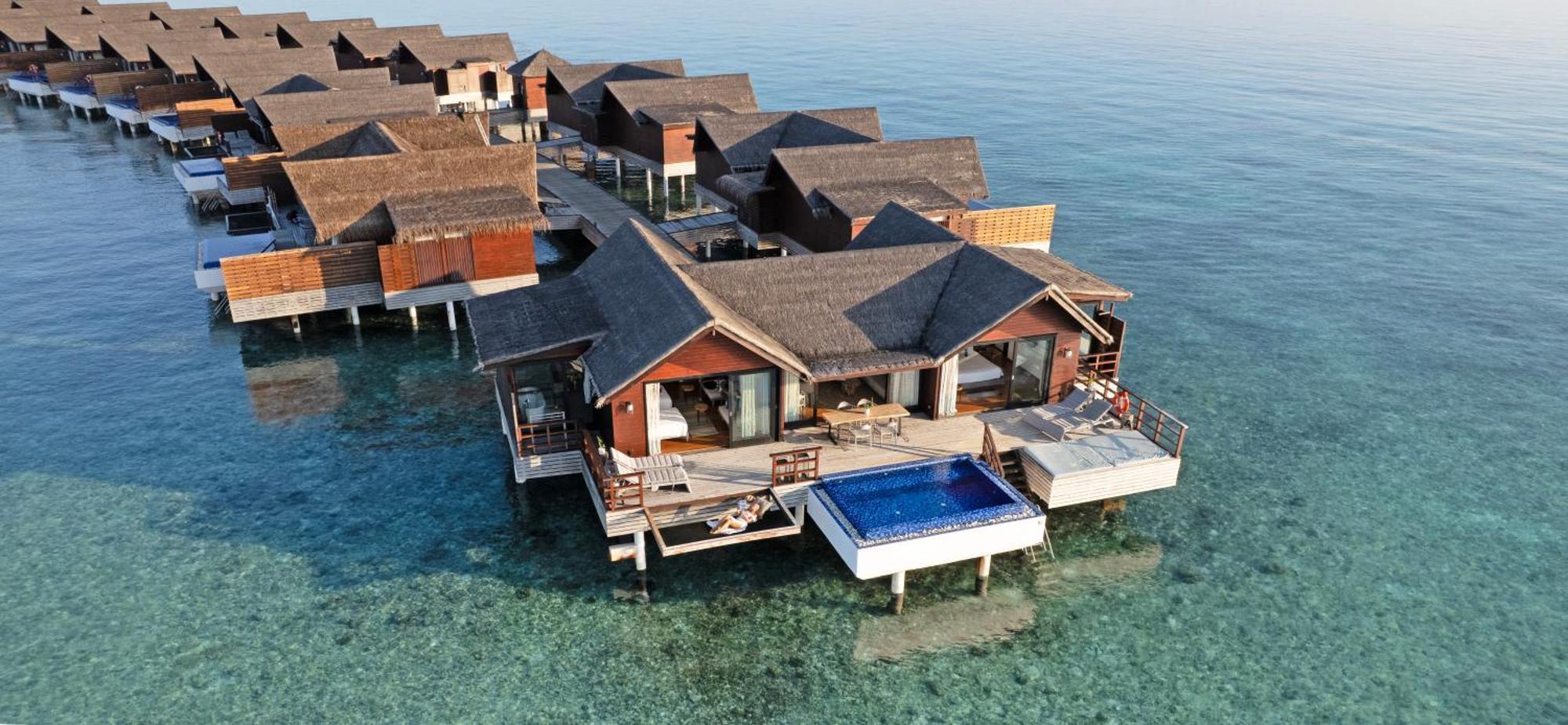 Grand Park Kodhipparu Maldives Hotel Baros Island Exterior photo