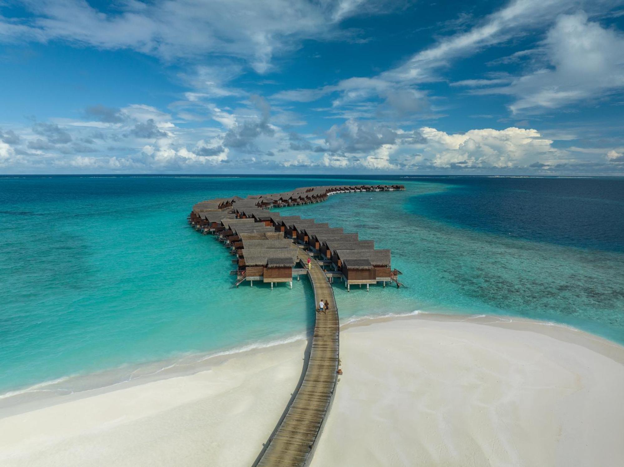 Grand Park Kodhipparu Maldives Hotel Baros Island Exterior photo