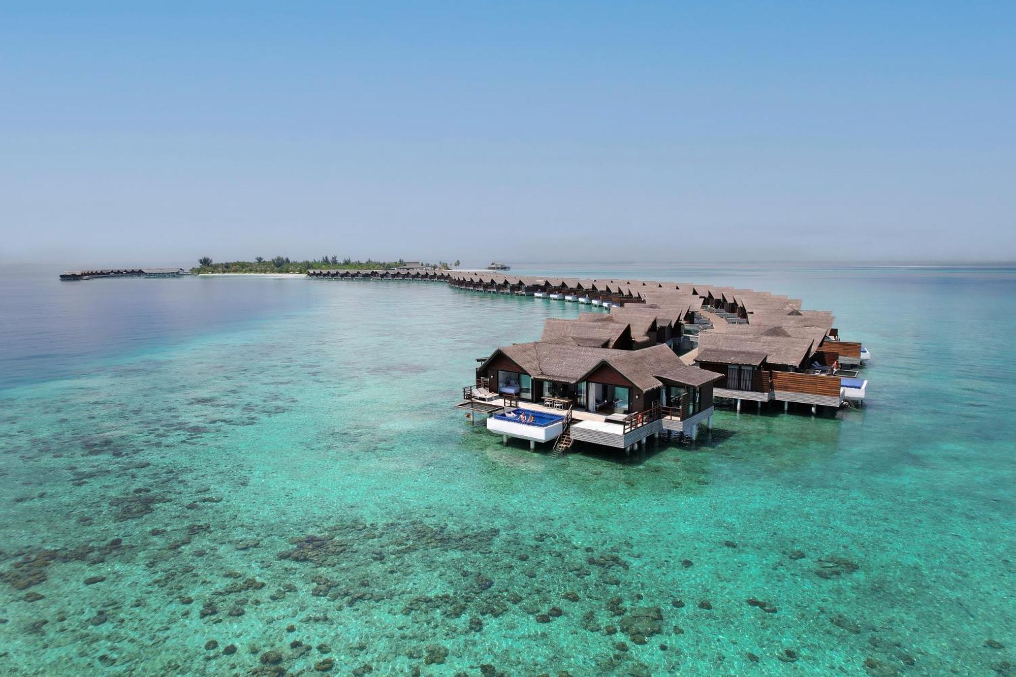 Grand Park Kodhipparu Maldives Hotel Baros Island Exterior photo